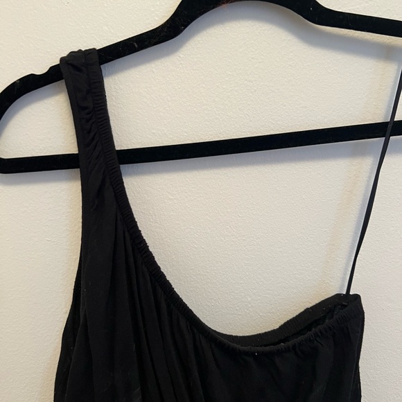 One shoulder black URBAN OUTFITTERS top - Picture 2 of 4